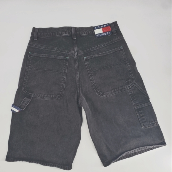 Vintage 2000 Tommy Hilfiger Black Denim Cargo Shorts Sz 33W - Picture 1 of 11